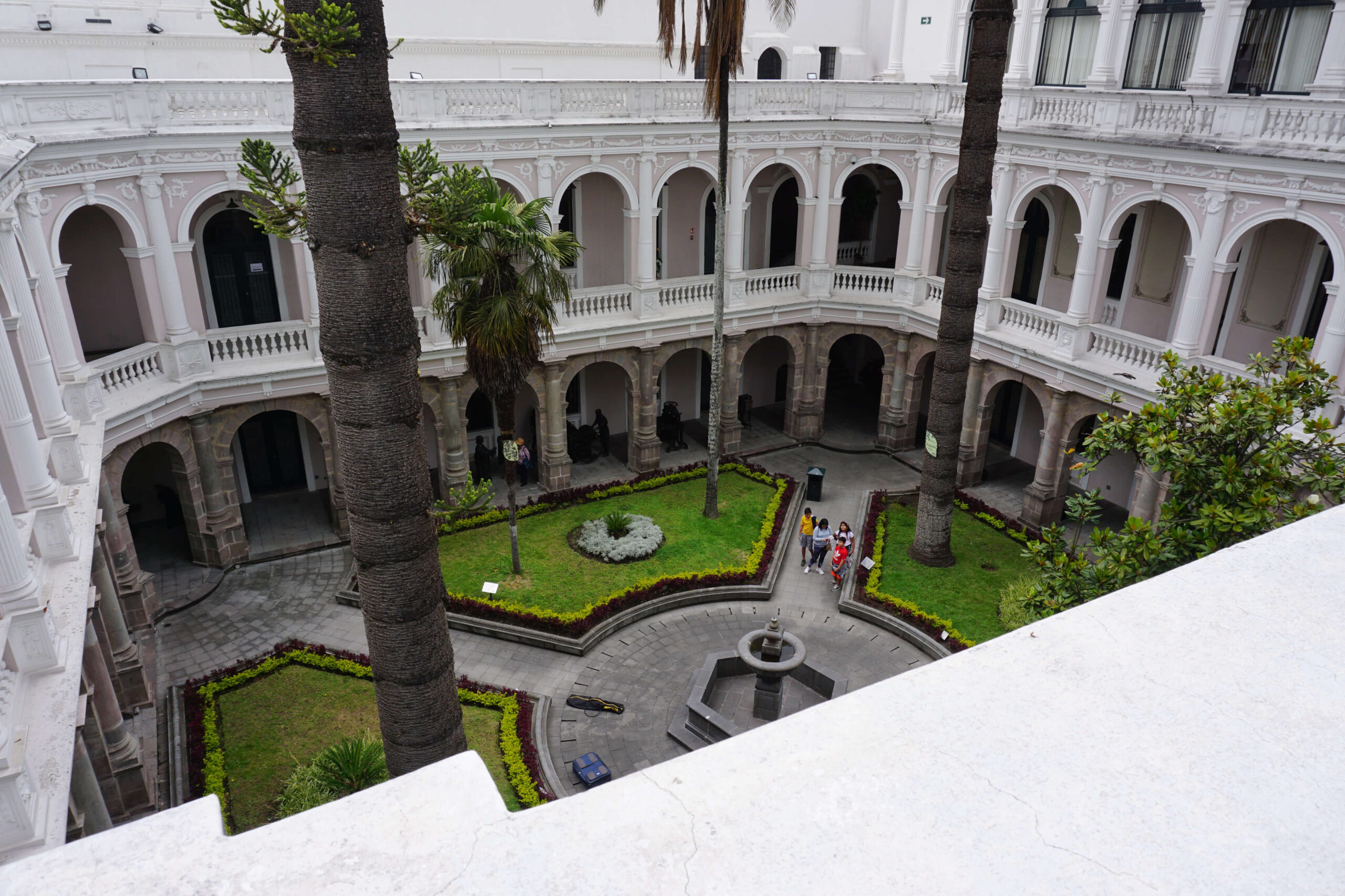View down into the Centro Cultural Metropolitano Square.